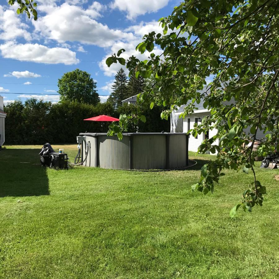 La Maison Du Village, Spa Shawinigan Exteriér fotografie